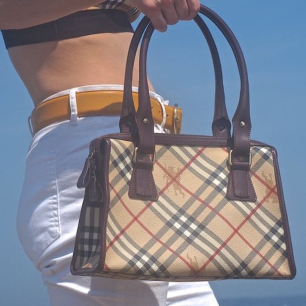 Authentic Luxury Designer Handbags, Clothing, Jewelry & Accessories - Picture 4 of 15
